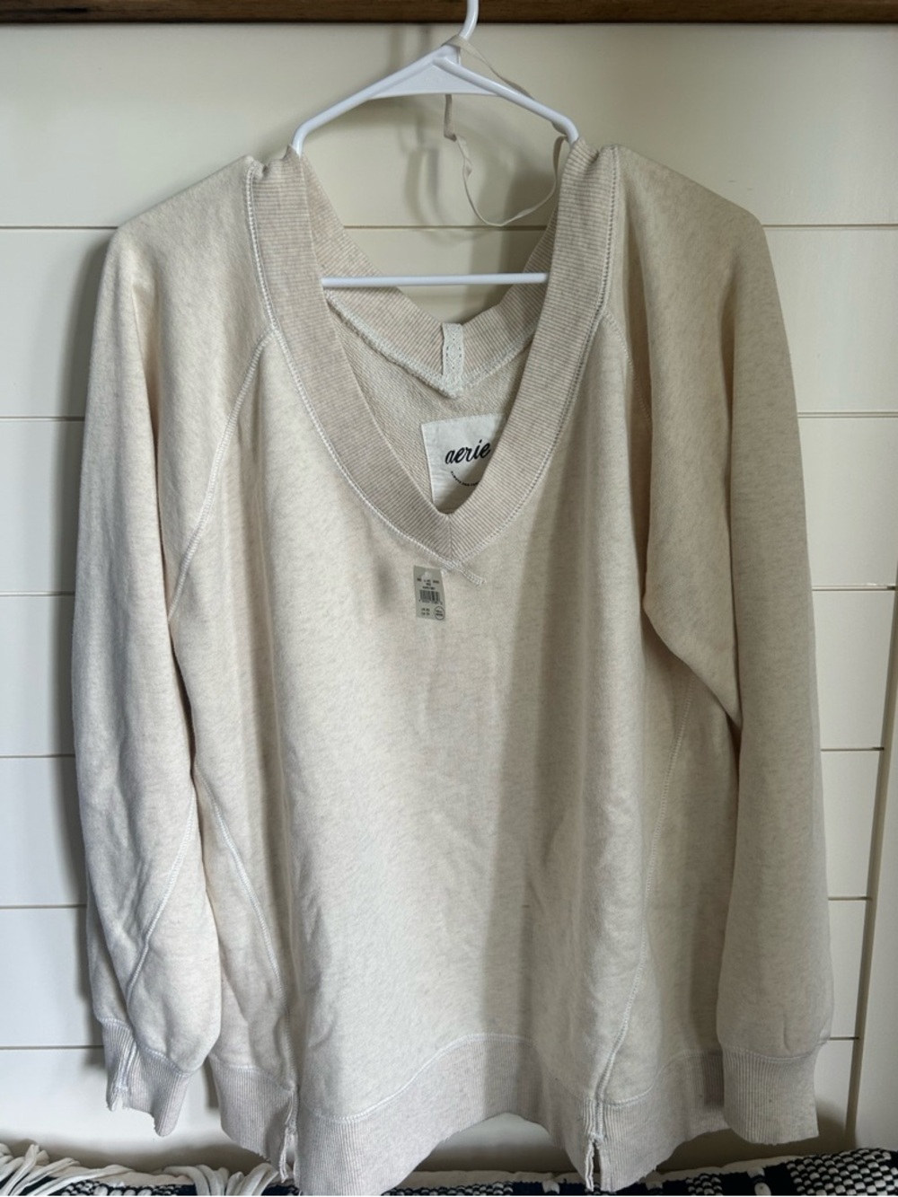 aerie Ivory V-Neck Lightweight Sweater